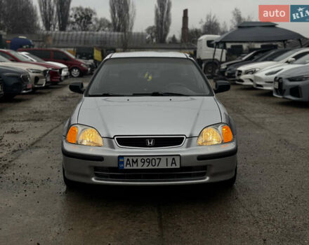 Сірий Хонда Сівік, об'ємом двигуна 1.6 л та пробігом 236 тис. км за 3333 $, фото 4 на Automoto.ua