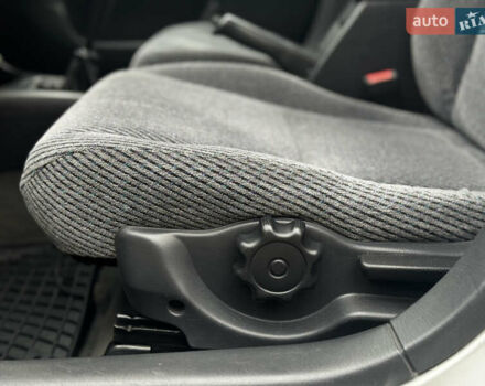 Сірий Хонда Сівік, об'ємом двигуна 1.6 л та пробігом 236 тис. км за 3333 $, фото 20 на Automoto.ua