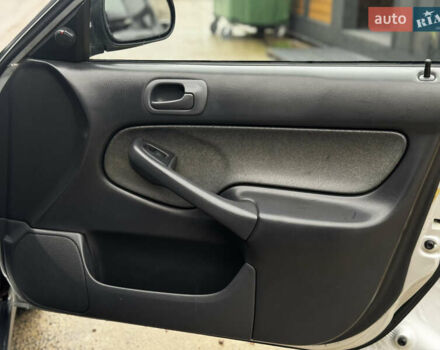 Сірий Хонда Сівік, об'ємом двигуна 1.6 л та пробігом 236 тис. км за 3333 $, фото 42 на Automoto.ua