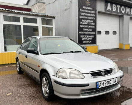 Серый Хонда Цивик, объемом двигателя 1.6 л и пробегом 237 тыс. км за 3400 $, фото 2 на Automoto.ua