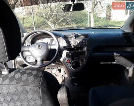 Серый Хонда Цивик, объемом двигателя 1.6 л и пробегом 350 тыс. км за 2300 $, фото 7 на Automoto.ua