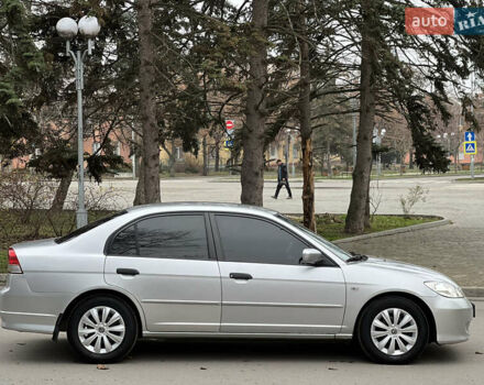 Сірий Хонда Сівік, об'ємом двигуна 1.6 л та пробігом 227 тис. км за 3999 $, фото 3 на Automoto.ua