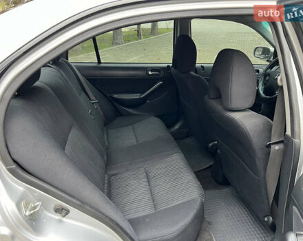 Сірий Хонда Сівік, об'ємом двигуна 1.6 л та пробігом 227 тис. км за 3999 $, фото 7 на Automoto.ua