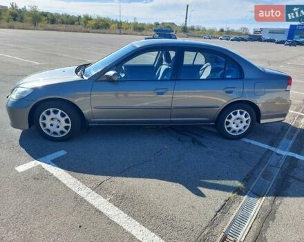 Серый Хонда Цивик, объемом двигателя 1.7 л и пробегом 230 тыс. км за 4500 $, фото 10 на Automoto.ua