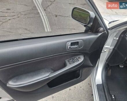 Серый Хонда Цивик, объемом двигателя 1.59 л и пробегом 213 тыс. км за 3700 $, фото 1 на Automoto.ua