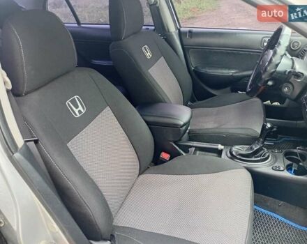 Серый Хонда Цивик, объемом двигателя 1.6 л и пробегом 320 тыс. км за 3800 $, фото 2 на Automoto.ua