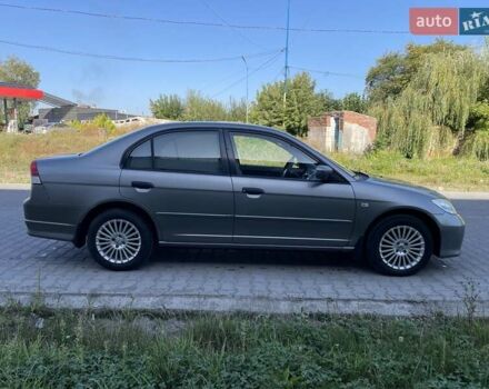 Серый Хонда Цивик, объемом двигателя 1.59 л и пробегом 207 тыс. км за 4750 $, фото 5 на Automoto.ua