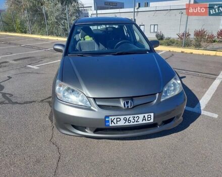 Серый Хонда Цивик, объемом двигателя 1.7 л и пробегом 230 тыс. км за 4500 $, фото 9 на Automoto.ua