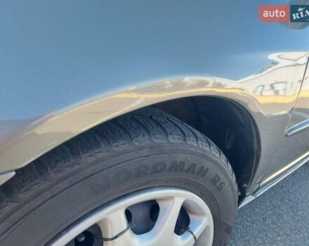 Серый Хонда Цивик, объемом двигателя 1.7 л и пробегом 230 тыс. км за 4500 $, фото 13 на Automoto.ua