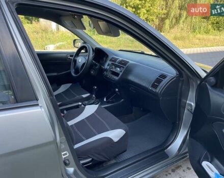 Серый Хонда Цивик, объемом двигателя 1.59 л и пробегом 207 тыс. км за 4750 $, фото 4 на Automoto.ua