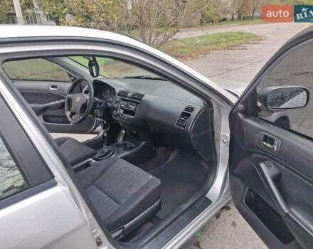 Серый Хонда Цивик, объемом двигателя 1.59 л и пробегом 213 тыс. км за 3700 $, фото 2 на Automoto.ua