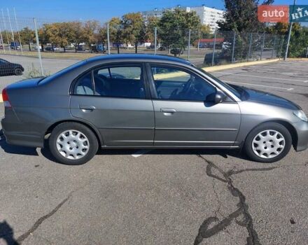 Серый Хонда Цивик, объемом двигателя 1.7 л и пробегом 230 тыс. км за 4500 $, фото 2 на Automoto.ua