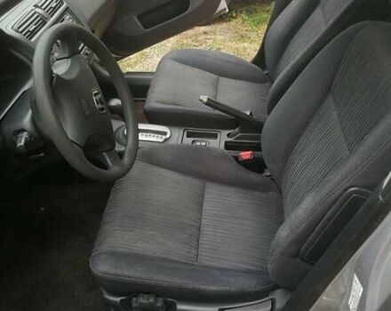 Серый Хонда Цивик, объемом двигателя 1.59 л и пробегом 238 тыс. км за 4500 $, фото 9 на Automoto.ua