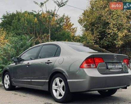 Серый Хонда Цивик, объемом двигателя 1.8 л и пробегом 213 тыс. км за 5999 $, фото 6 на Automoto.ua