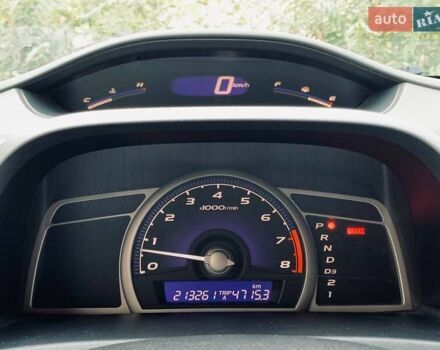 Серый Хонда Цивик, объемом двигателя 1.8 л и пробегом 213 тыс. км за 5999 $, фото 26 на Automoto.ua