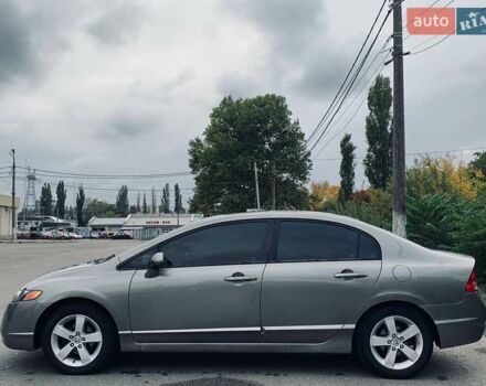 Серый Хонда Цивик, объемом двигателя 1.8 л и пробегом 213 тыс. км за 5999 $, фото 5 на Automoto.ua