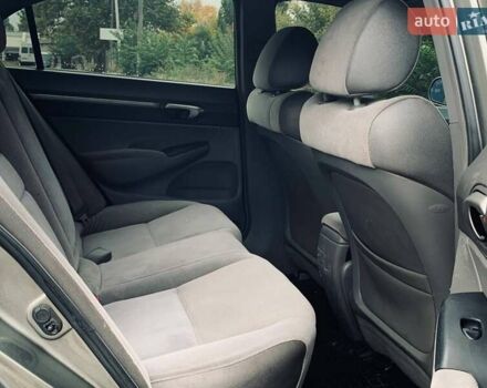 Серый Хонда Цивик, объемом двигателя 1.8 л и пробегом 213 тыс. км за 5999 $, фото 19 на Automoto.ua