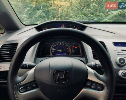 Серый Хонда Цивик, объемом двигателя 1.8 л и пробегом 213 тыс. км за 5999 $, фото 27 на Automoto.ua