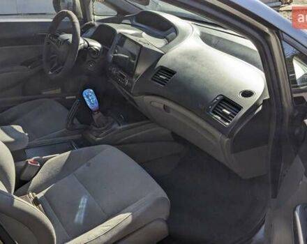 Сірий Хонда Сівік, об'ємом двигуна 1.8 л та пробігом 230 тис. км за 5400 $, фото 6 на Automoto.ua