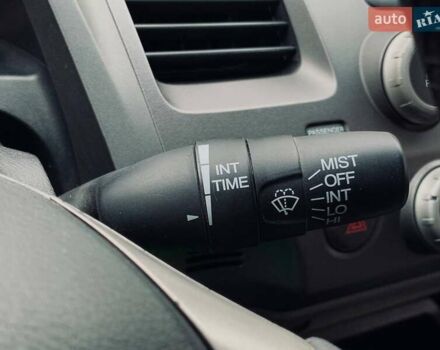 Серый Хонда Цивик, объемом двигателя 1.8 л и пробегом 213 тыс. км за 5999 $, фото 29 на Automoto.ua