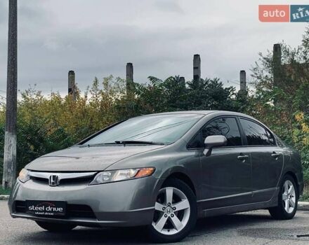 Серый Хонда Цивик, объемом двигателя 1.8 л и пробегом 213 тыс. км за 5999 $, фото 4 на Automoto.ua