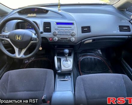 Серый Хонда Цивик, объемом двигателя 1.8 л и пробегом 241 тыс. км за 5250 $, фото 7 на Automoto.ua