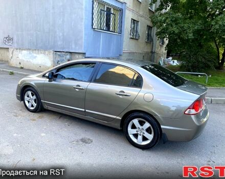Серый Хонда Цивик, объемом двигателя 1.8 л и пробегом 241 тыс. км за 5250 $, фото 1 на Automoto.ua