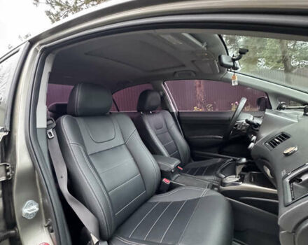 Серый Хонда Цивик, объемом двигателя 1.8 л и пробегом 259 тыс. км за 6600 $, фото 21 на Automoto.ua