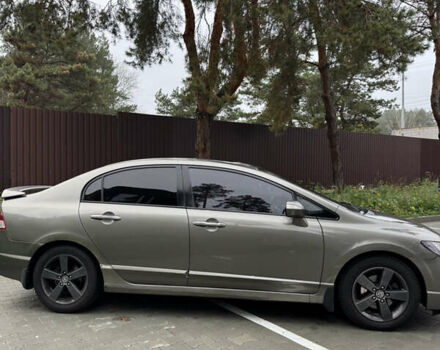 Серый Хонда Цивик, объемом двигателя 1.8 л и пробегом 259 тыс. км за 6600 $, фото 7 на Automoto.ua