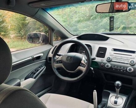 Серый Хонда Цивик, объемом двигателя 1.8 л и пробегом 213 тыс. км за 5999 $, фото 22 на Automoto.ua