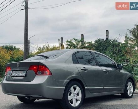 Серый Хонда Цивик, объемом двигателя 1.8 л и пробегом 213 тыс. км за 5999 $, фото 12 на Automoto.ua