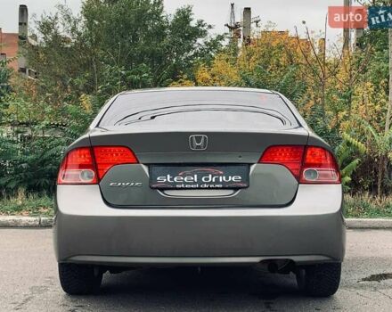 Серый Хонда Цивик, объемом двигателя 1.8 л и пробегом 213 тыс. км за 5999 $, фото 9 на Automoto.ua