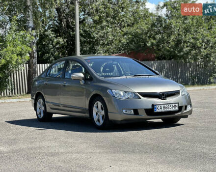 Сірий Хонда Сівік, об'ємом двигуна 1.8 л та пробігом 215 тис. км за 6500 $, фото 4 на Automoto.ua