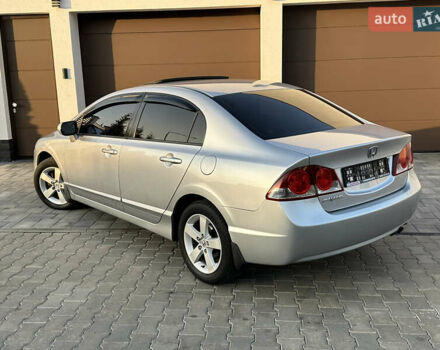 Серый Хонда Цивик, объемом двигателя 1.8 л и пробегом 176 тыс. км за 7999 $, фото 12 на Automoto.ua