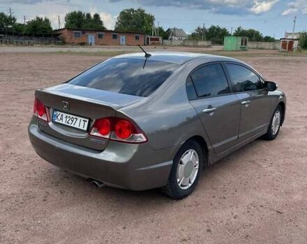 Серый Хонда Цивик, объемом двигателя 1.3 л и пробегом 220 тыс. км за 4100 $, фото 5 на Automoto.ua