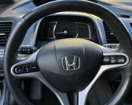 Хонда Цивик 2007 в Львове на Automoto.ua Серый Хонда Цивик, объемом двигателя 1.34 л и пробегом 194 тыс. км за 4999 $, фото 5 на Automoto.ua
