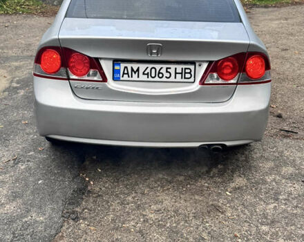Серый Хонда Цивик, объемом двигателя 1.8 л и пробегом 316 тыс. км за 5750 $, фото 4 на Automoto.ua
