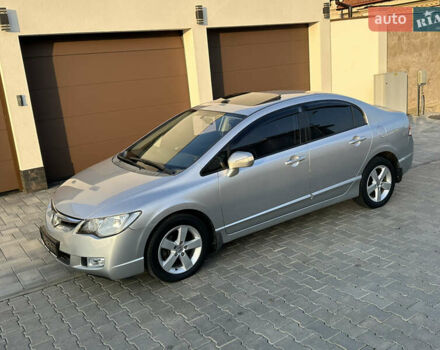 Серый Хонда Цивик, объемом двигателя 1.8 л и пробегом 176 тыс. км за 7999 $, фото 1 на Automoto.ua