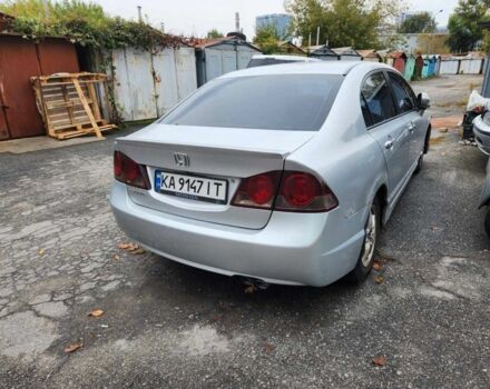 Серый Хонда Цивик, объемом двигателя 1.6 л и пробегом 235 тыс. км за 4000 $, фото 5 на Automoto.ua