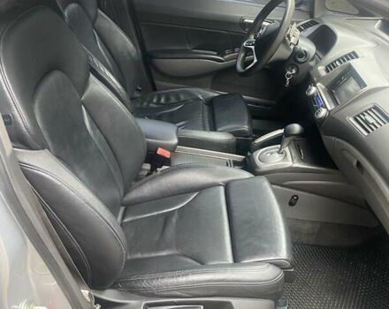 Серый Хонда Цивик, объемом двигателя 1.8 л и пробегом 250 тыс. км за 4800 $, фото 4 на Automoto.ua