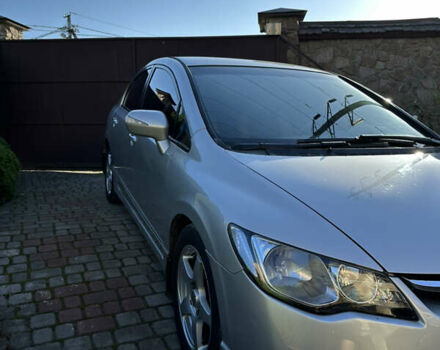 Хонда Цивик 2007 в Львове на Automoto.ua Серый Хонда Цивик, объемом двигателя 1.34 л и пробегом 194 тыс. км за 4999 $, фото 1 на Automoto.ua