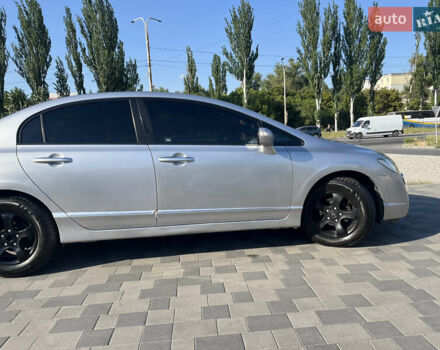 Серый Хонда Цивик, объемом двигателя 1.34 л и пробегом 162 тыс. км за 6000 $, фото 3 на Automoto.ua