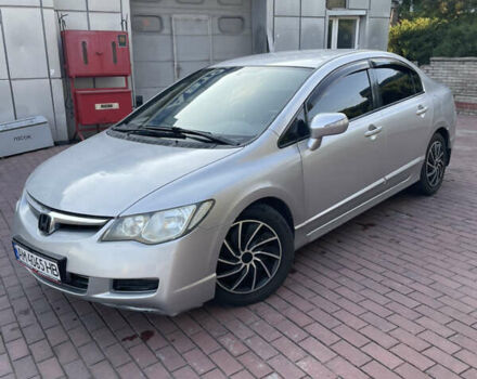 Серый Хонда Цивик, объемом двигателя 1.8 л и пробегом 316 тыс. км за 6200 $, фото 1 на Automoto.ua