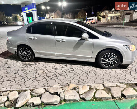 Серый Хонда Цивик, объемом двигателя 1.8 л и пробегом 316 тыс. км за 5750 $, фото 6 на Automoto.ua