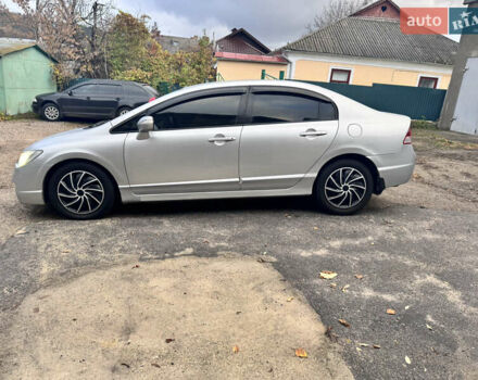 Серый Хонда Цивик, объемом двигателя 1.8 л и пробегом 316 тыс. км за 5750 $, фото 2 на Automoto.ua