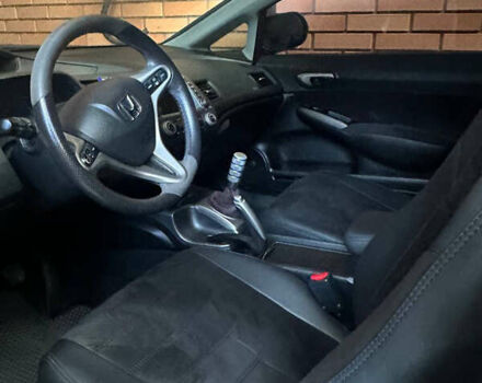 Серый Хонда Цивик, объемом двигателя 1.8 л и пробегом 311 тыс. км за 5500 $, фото 9 на Automoto.ua