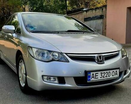 Серый Хонда Цивик, объемом двигателя 1.3 л и пробегом 209 тыс. км за 7000 $, фото 2 на Automoto.ua