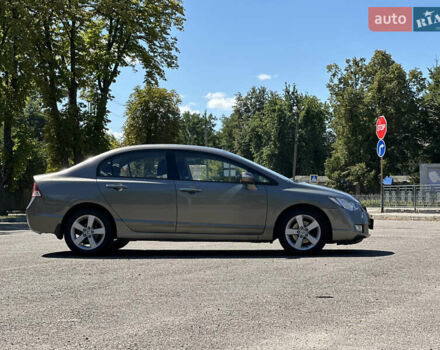 Сірий Хонда Сівік, об'ємом двигуна 1.8 л та пробігом 215 тис. км за 6500 $, фото 11 на Automoto.ua