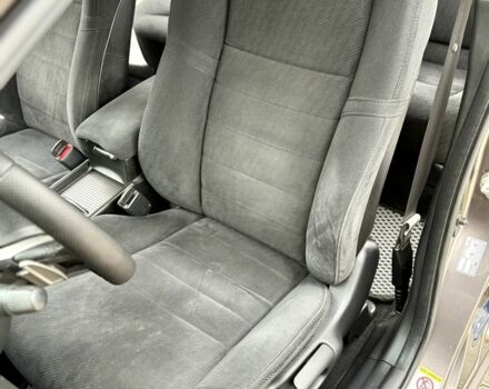 Хонда Цивик 2007 в Одессе на Automoto.ua Серый Хонда Цивик, объемом двигателя 1.8 л и пробегом 214 тыс. км за 7200 $, фото 15 на Automoto.ua