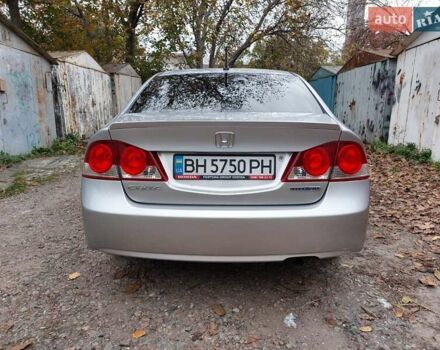 Серый Хонда Цивик, объемом двигателя 1.3 л и пробегом 170 тыс. км за 7000 $, фото 20 на Automoto.ua